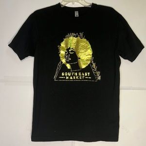 Men’s SouthEast Market Black With Gold Tee Size Medium